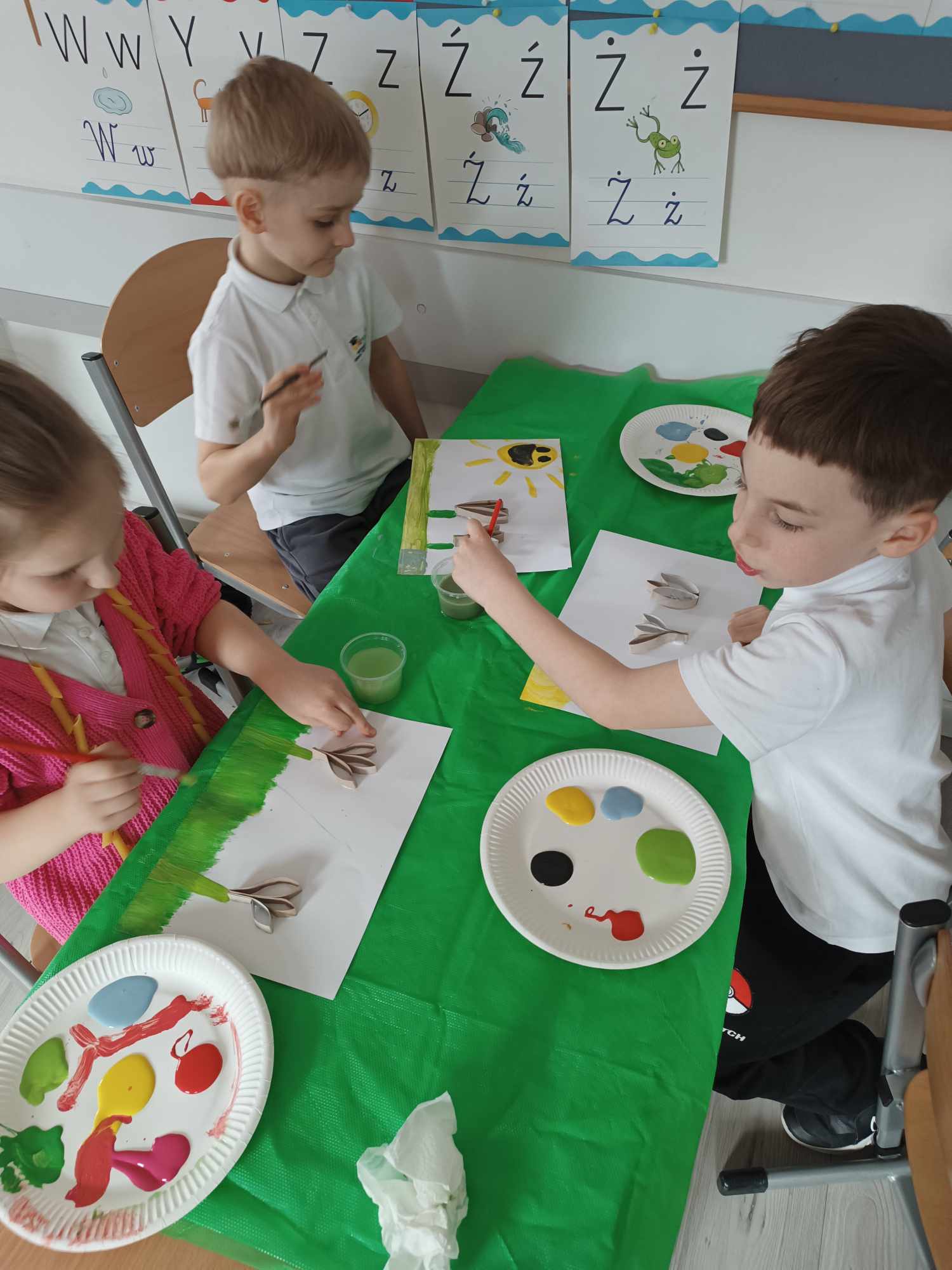 Wiosenne inspiracje na zajęciach świetlicowych