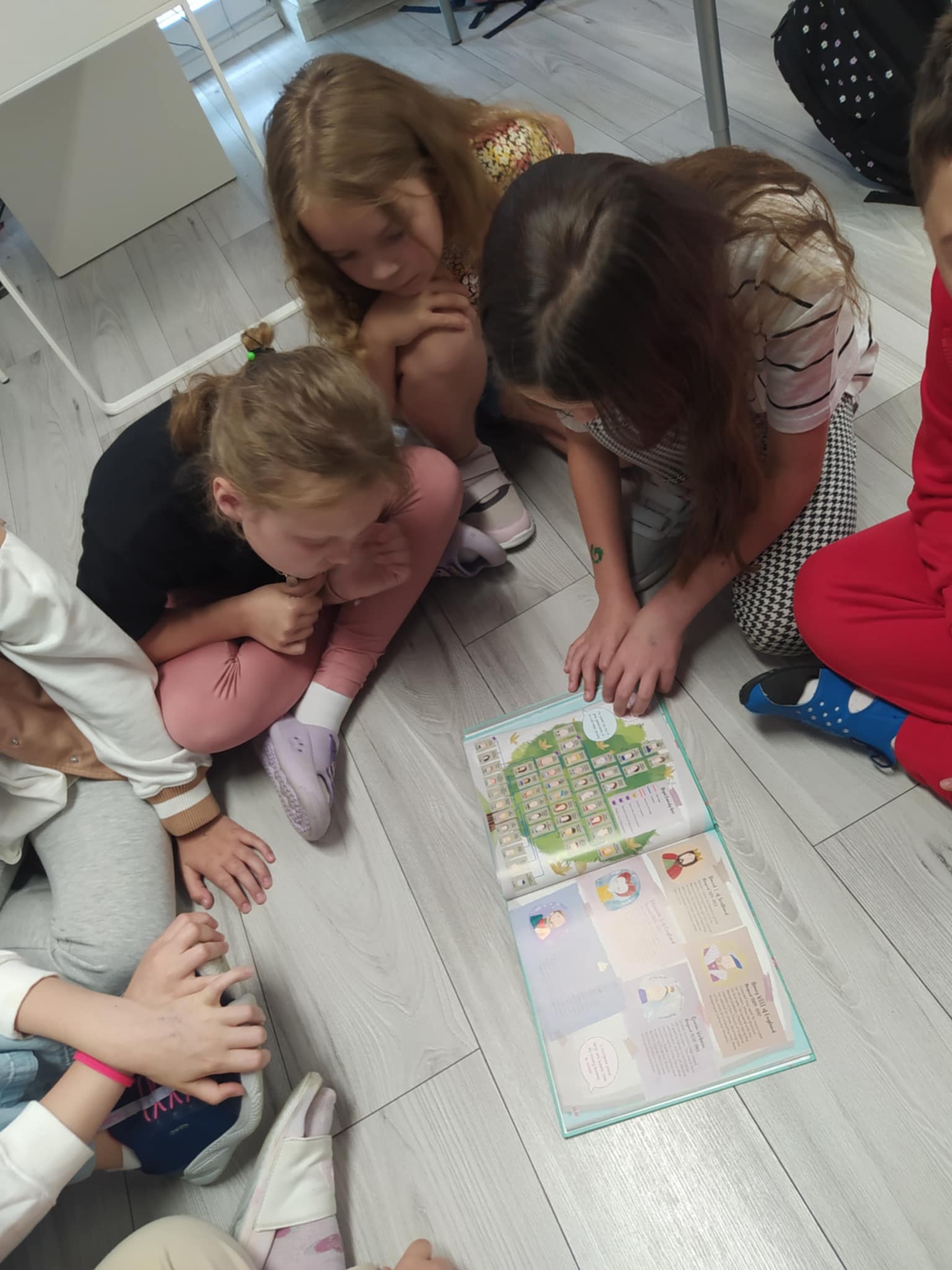 HISTORIA BRYTYJSKIEJ RODZINY KRÓLEWSKIEJ.